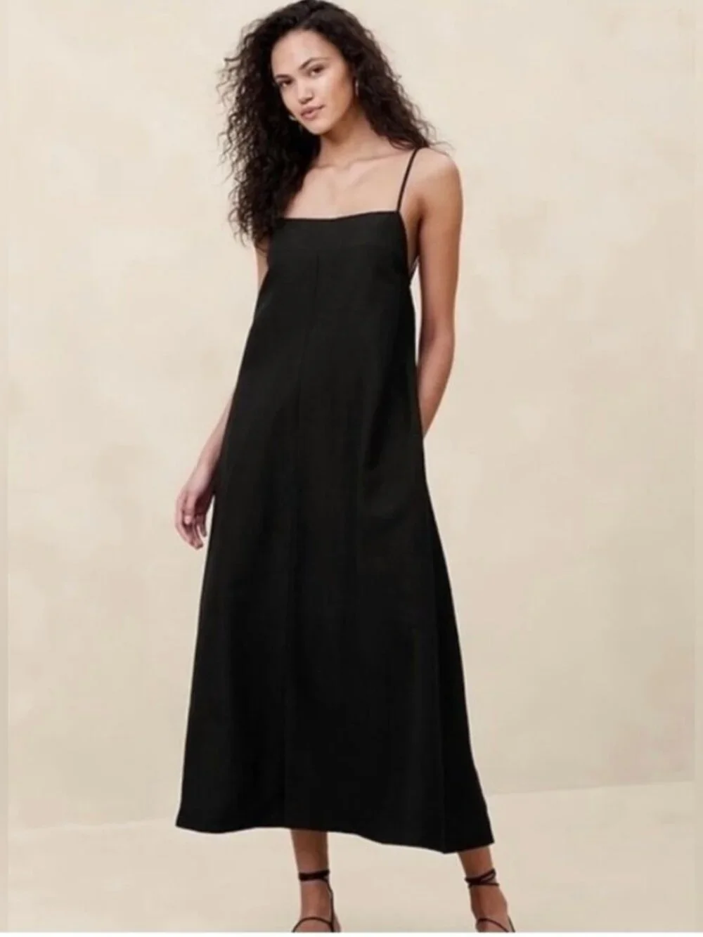 Banana Republic: Silk-Linen Maxi Dress - Picture 1 of 5